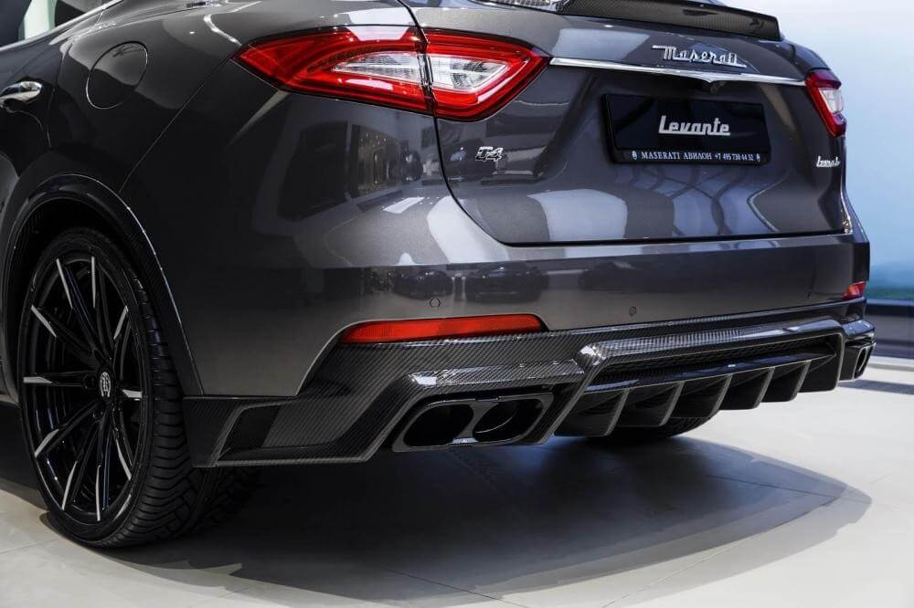 Maserati Levante S 2020 cực bảnh với gói Shtorm Kit